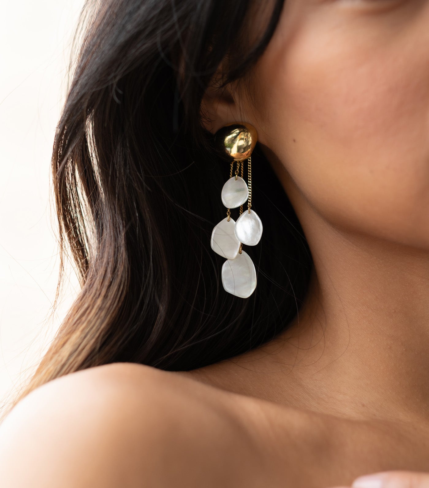 Golden Monstera Naida Earrings Gold