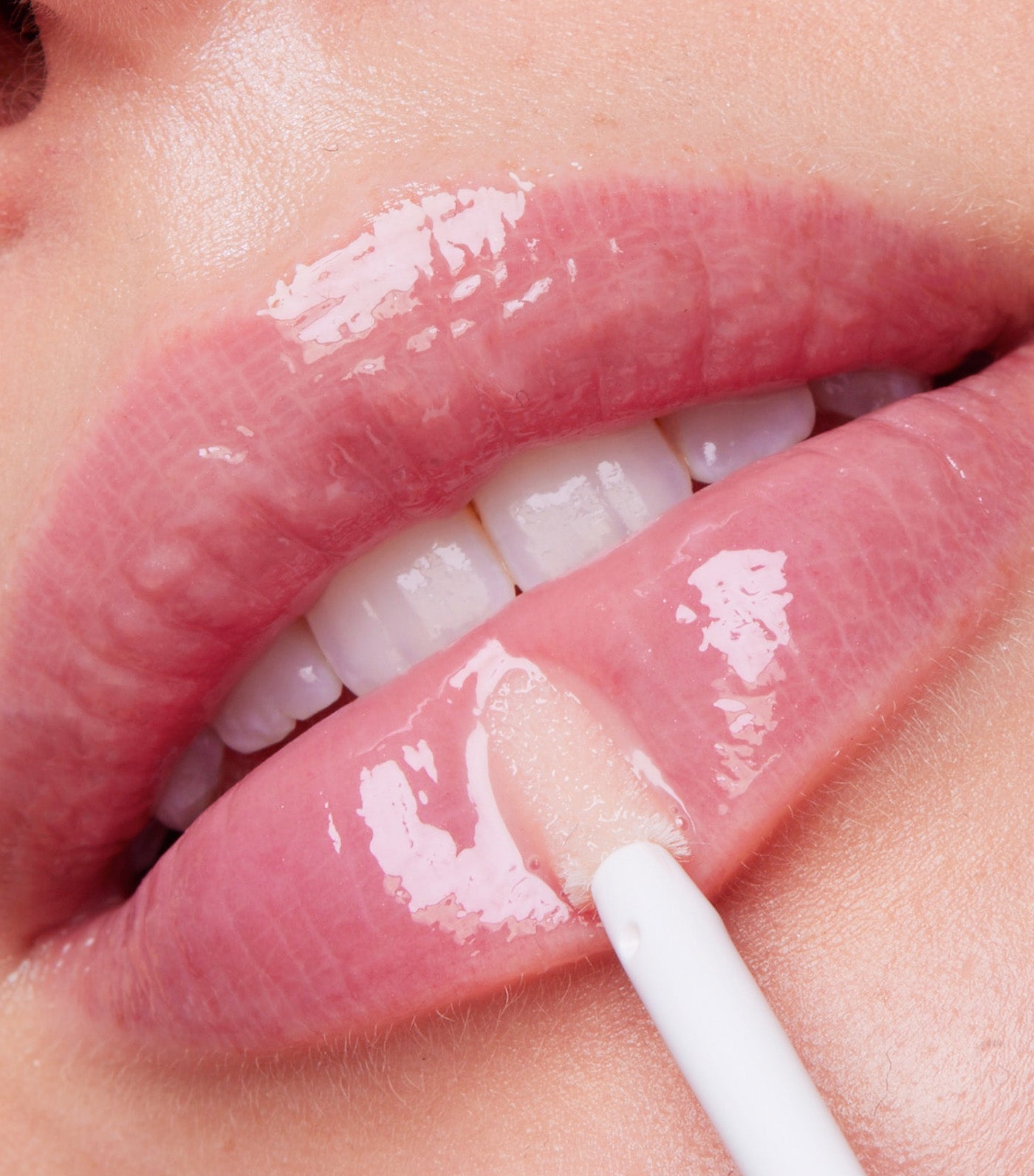 Very Rose Plumping Lip Serum