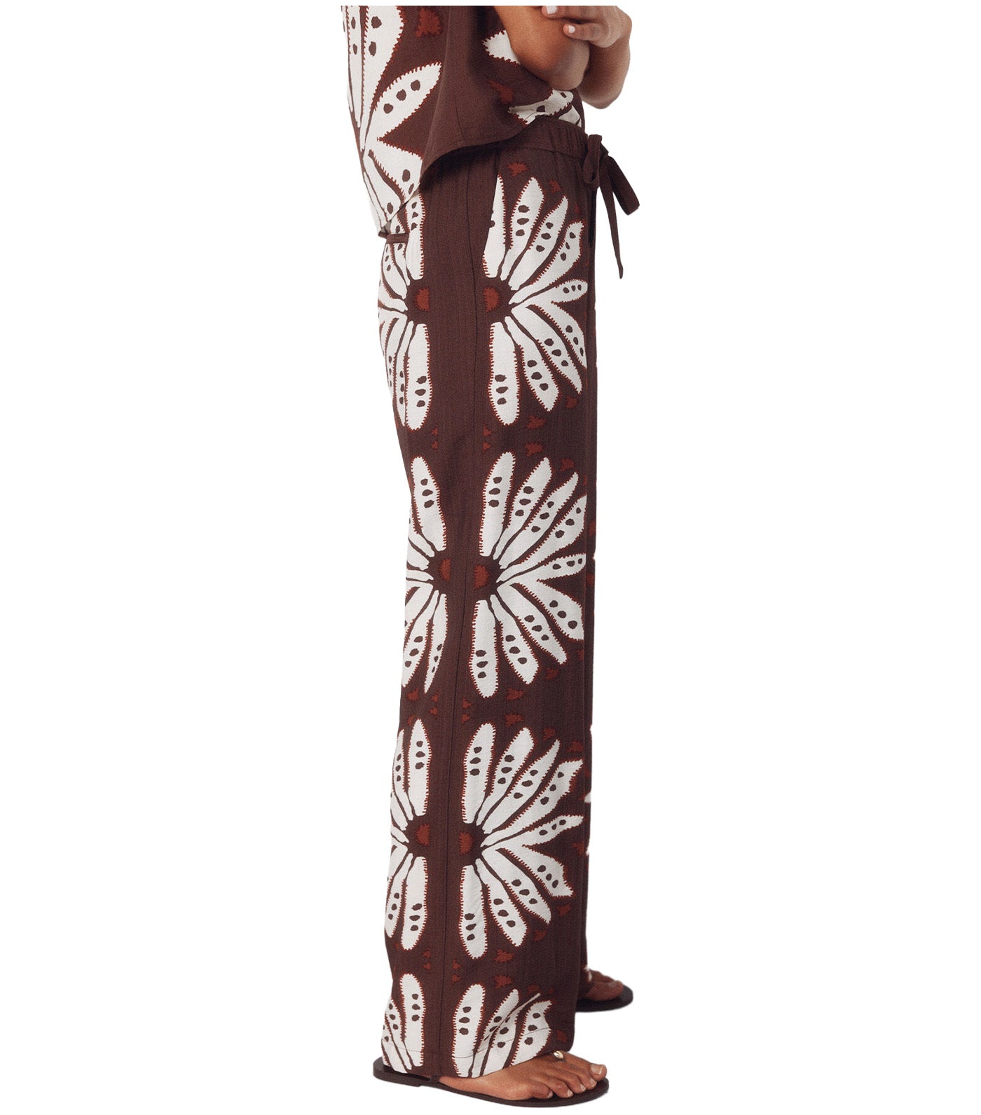 Print Trousers Positioned Brown Print