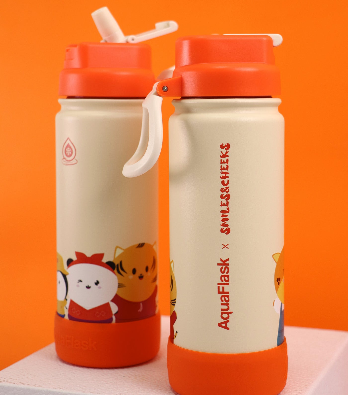 AquaFlask x Smiles&Cheeks Collection Flippi Jug 18oz