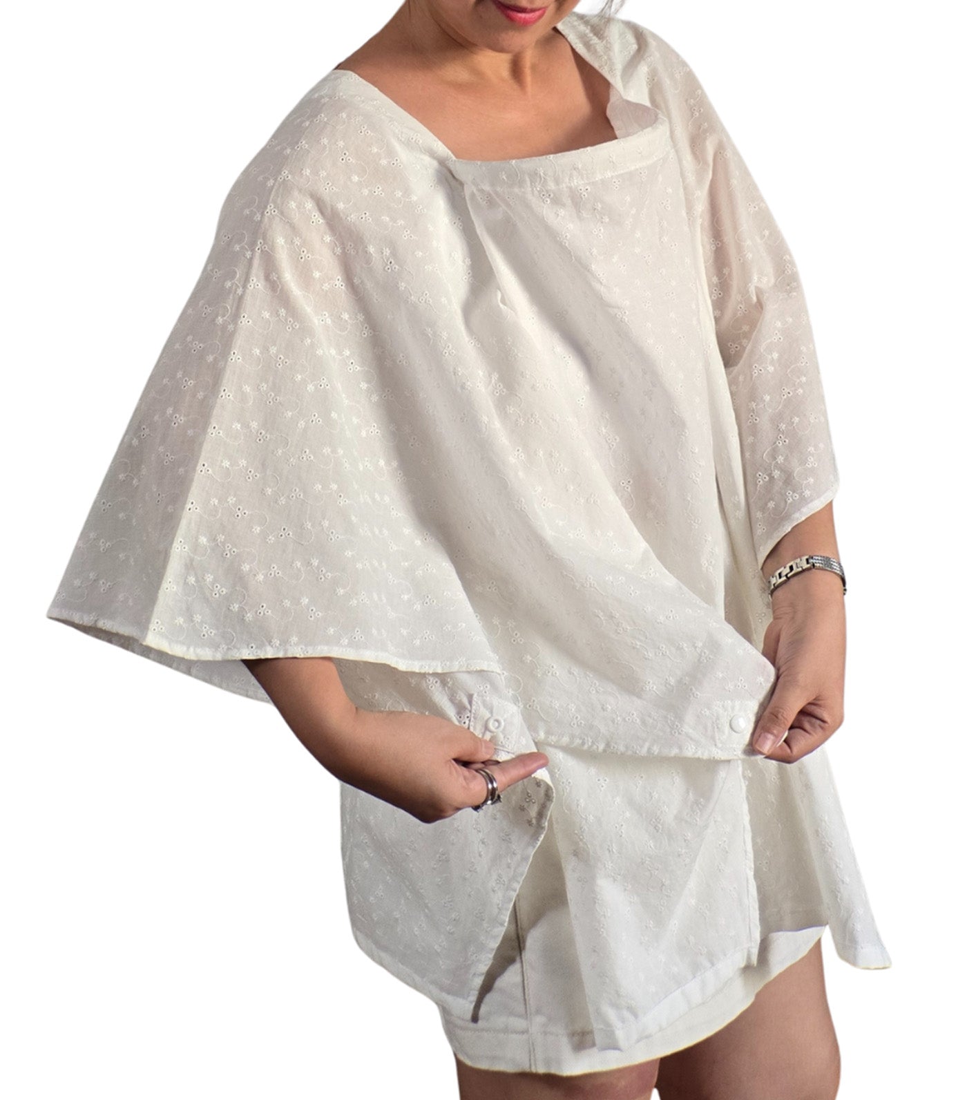 Poncho Nursing Cover with Stiffener Long Sleeves Eyelet