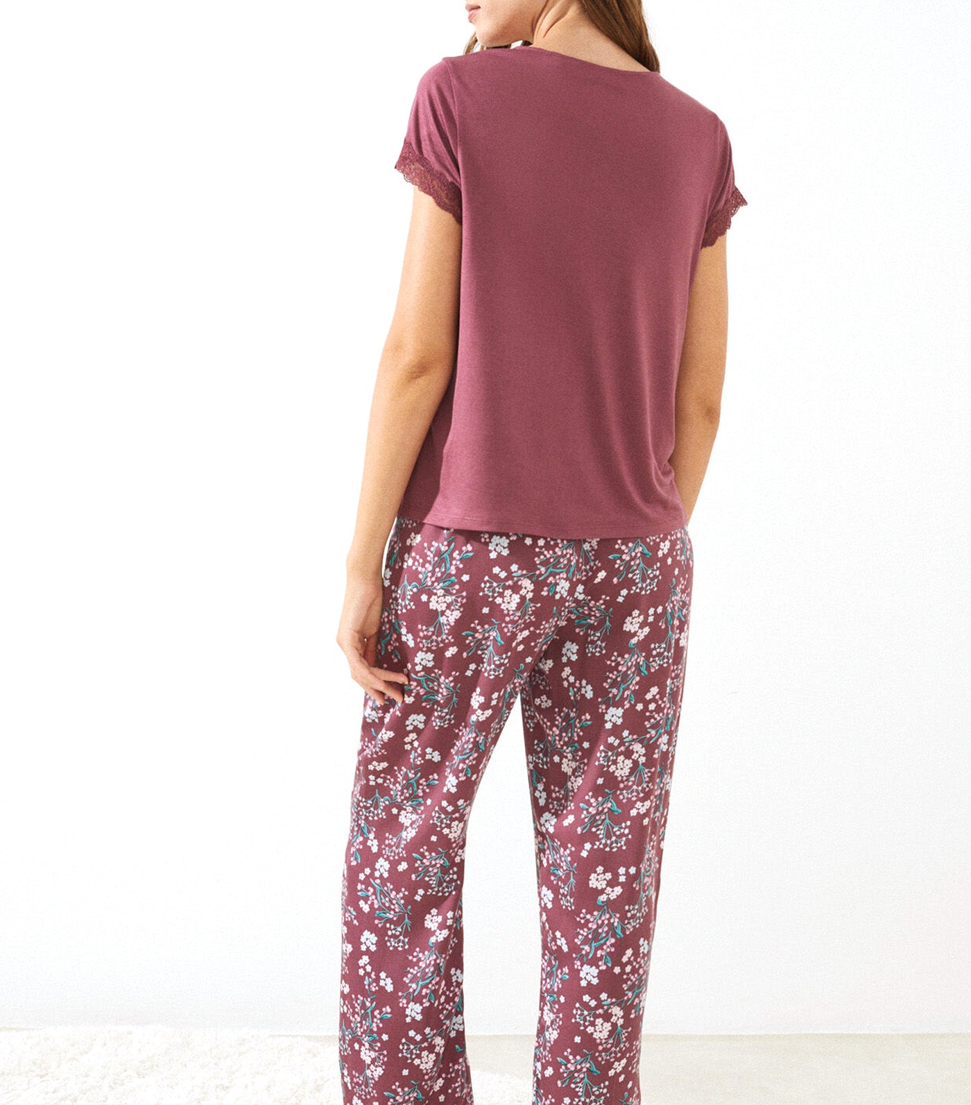 Long Printed Lace Pajamas Set Pink