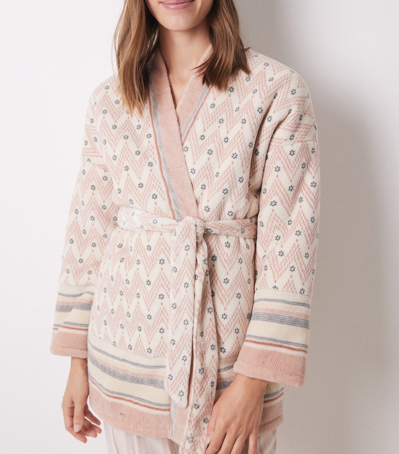 Short Fleece Robe with Herringbone Print Multi