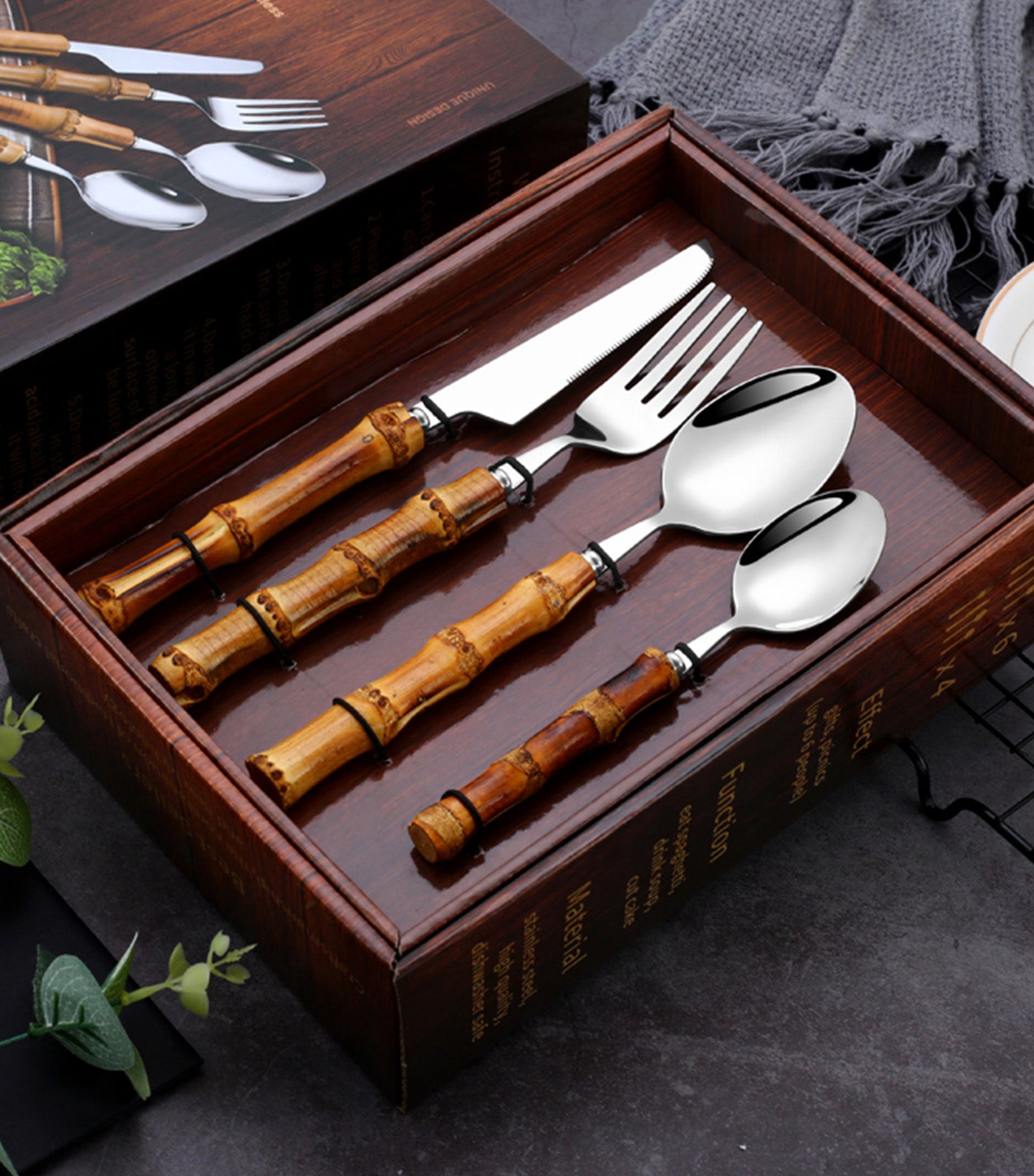Bamboo Handle Cutlery 16-Piece Set