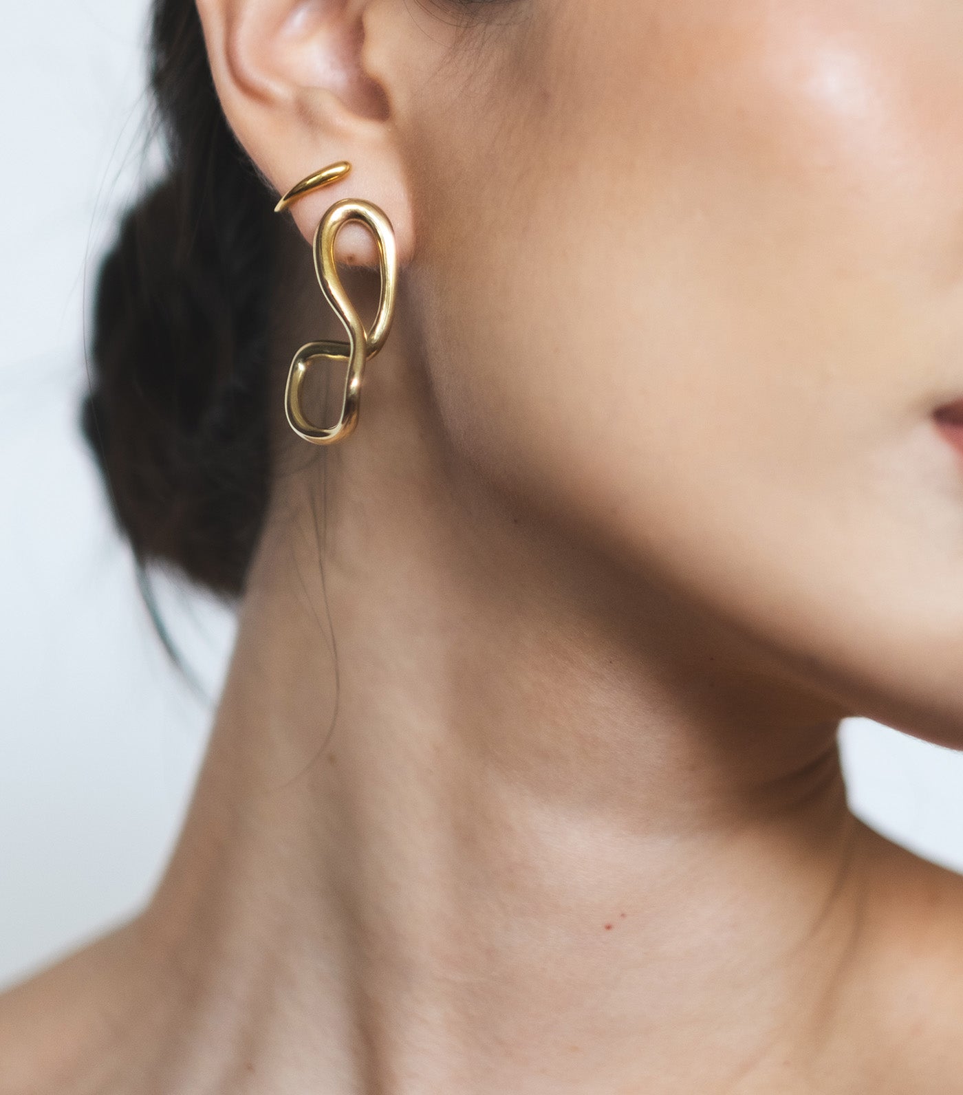 Golden Monstera Uwea Earrings Gold