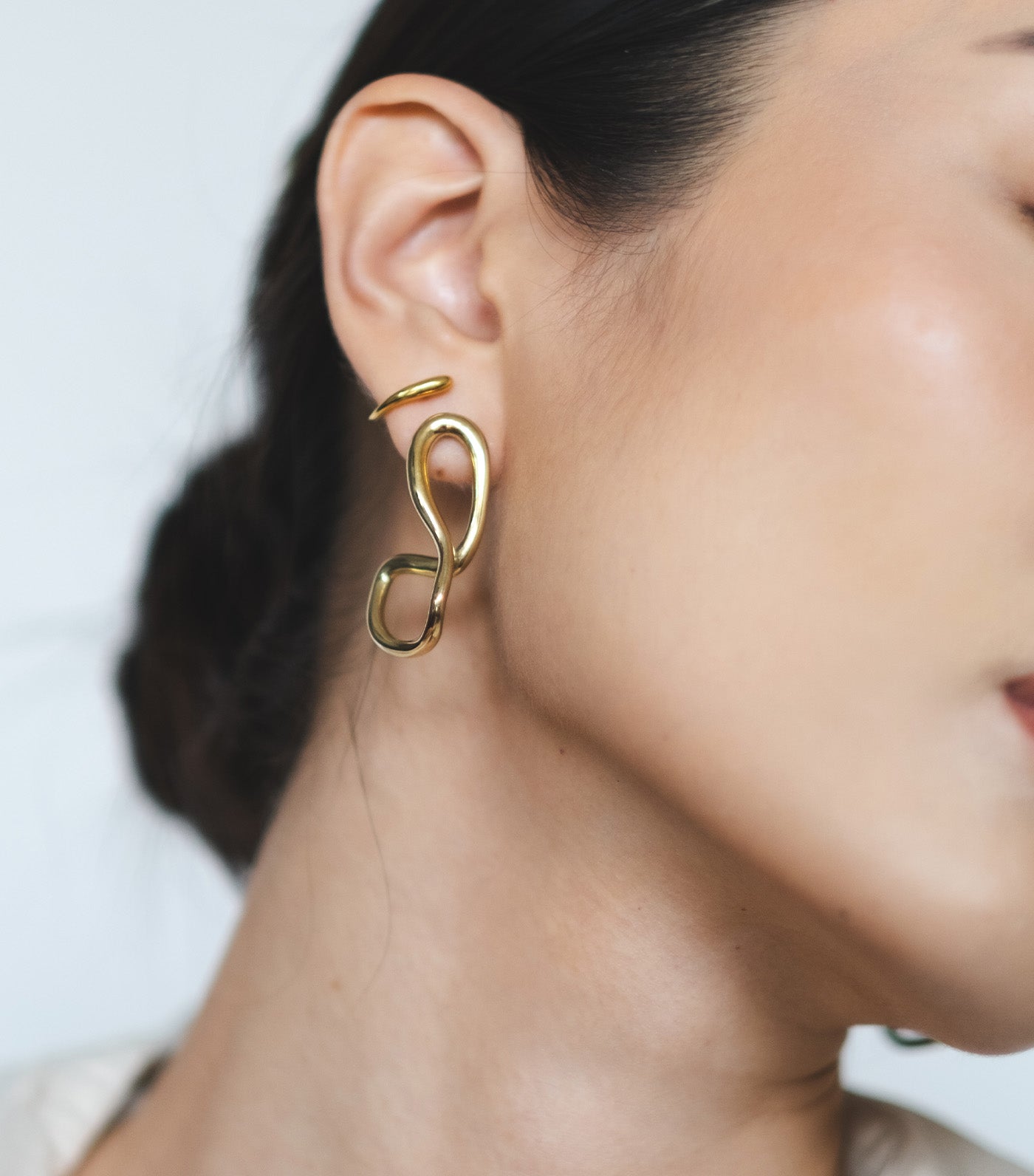 Golden Monstera Uwea Earrings Gold