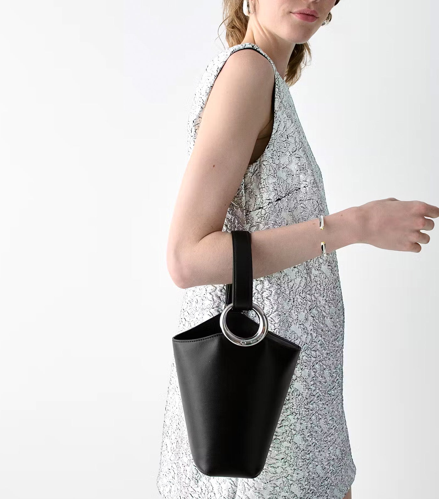 Halo Mini Bucket Bag Black