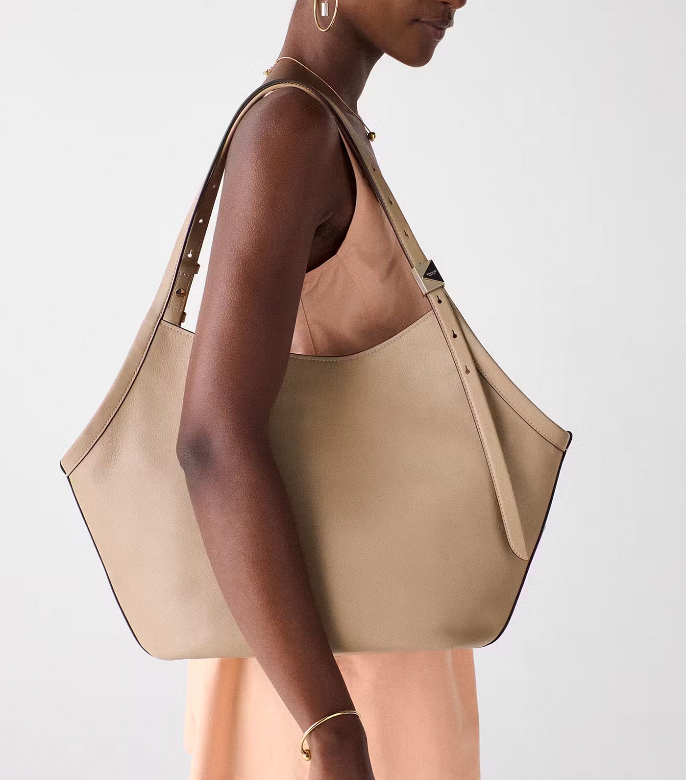 Deco Tulip Tote Bag Timeless Taupe