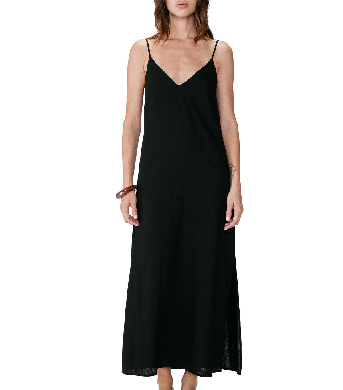 Wendra V-Neck Linen Maxi Dress Black