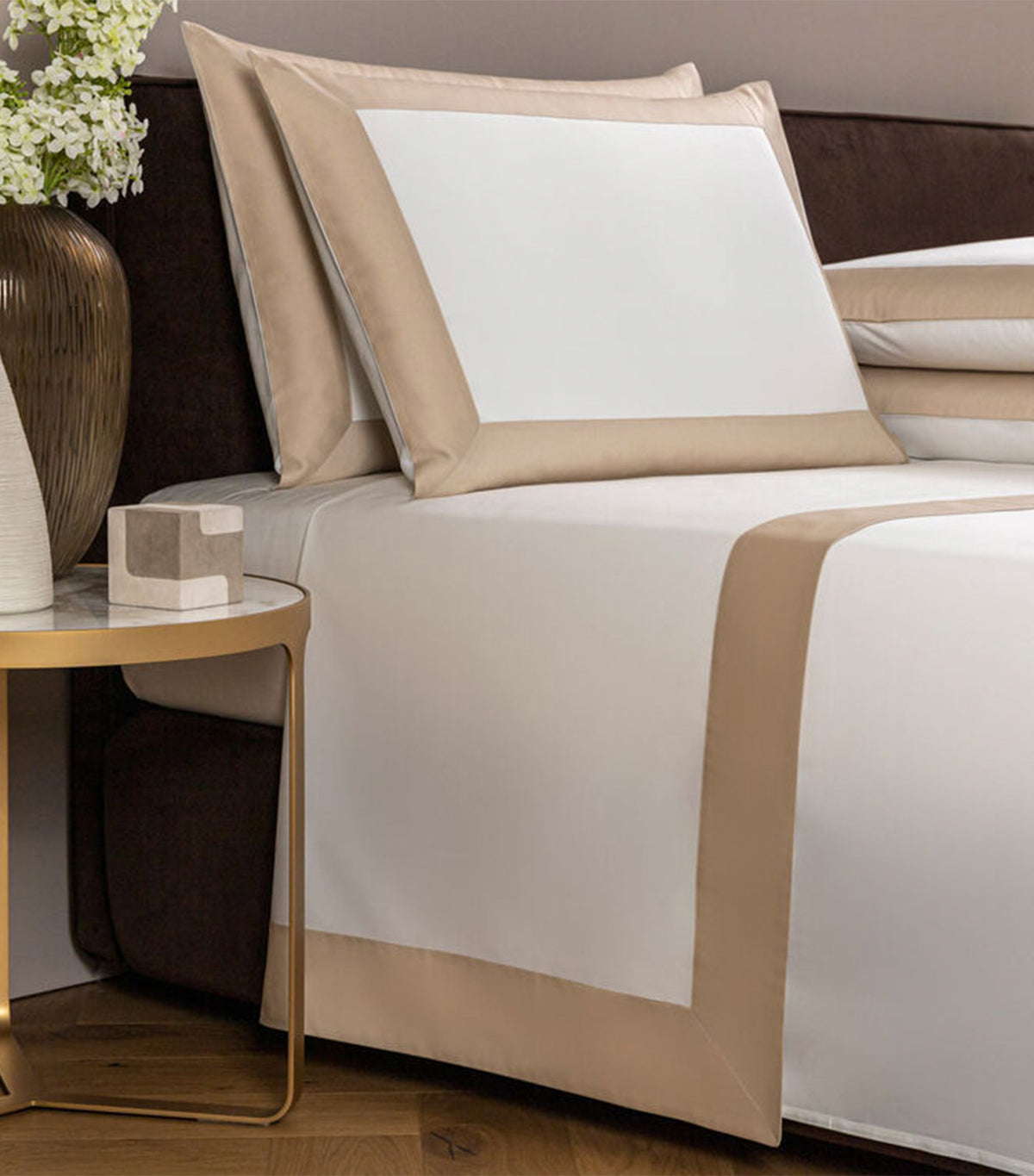 Bold Duvet Cover Set Milk/Savage Beige