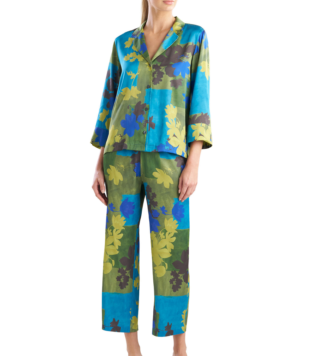 Coromandel Printed Stretch Satin Notch Pajama Set Vivtl