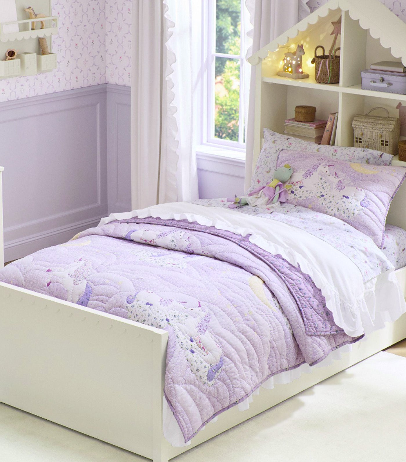 Unicorn Dreams Standard Sham
