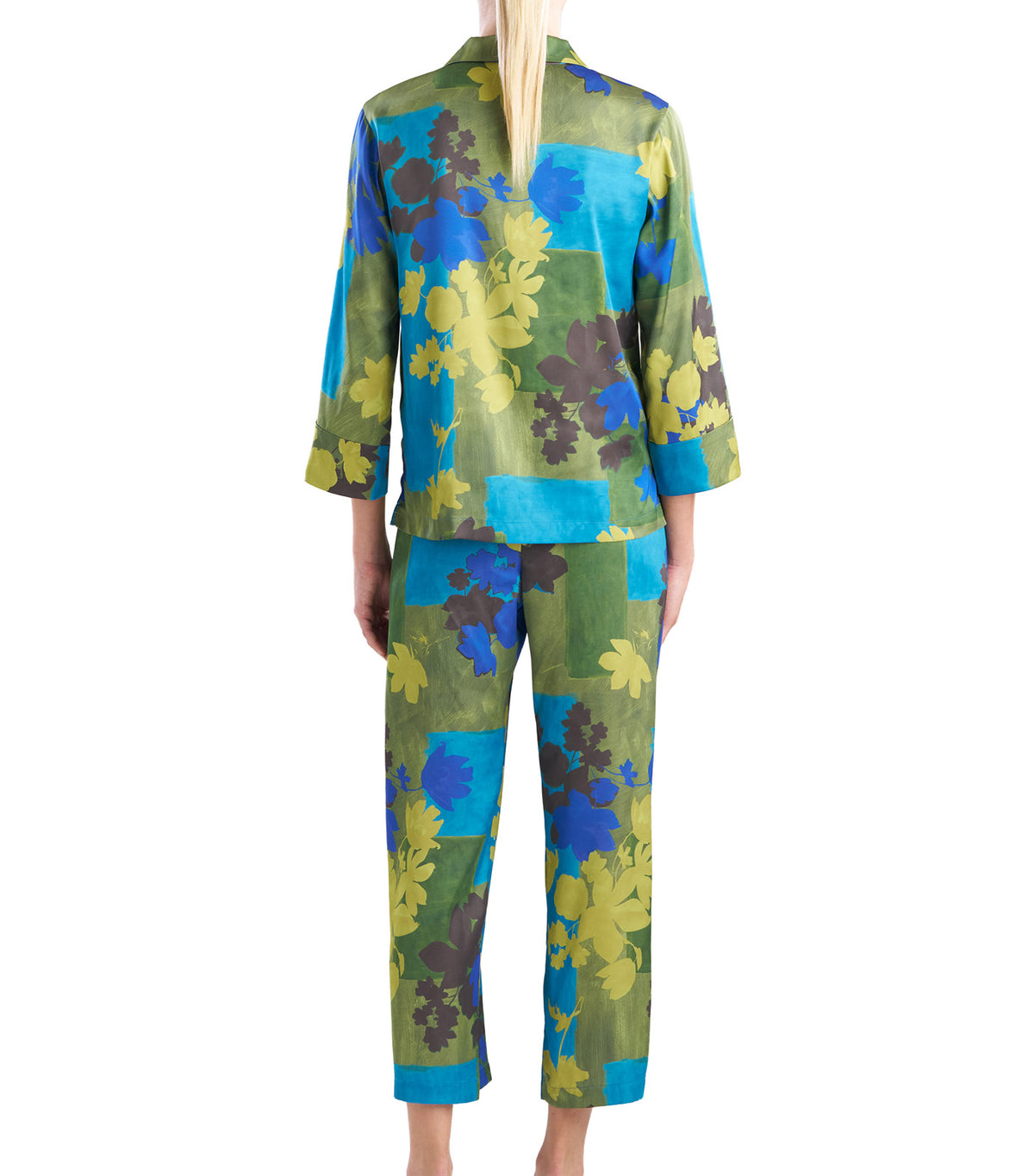 Coromandel Printed Stretch Satin Notch Pajama Set Vivtl