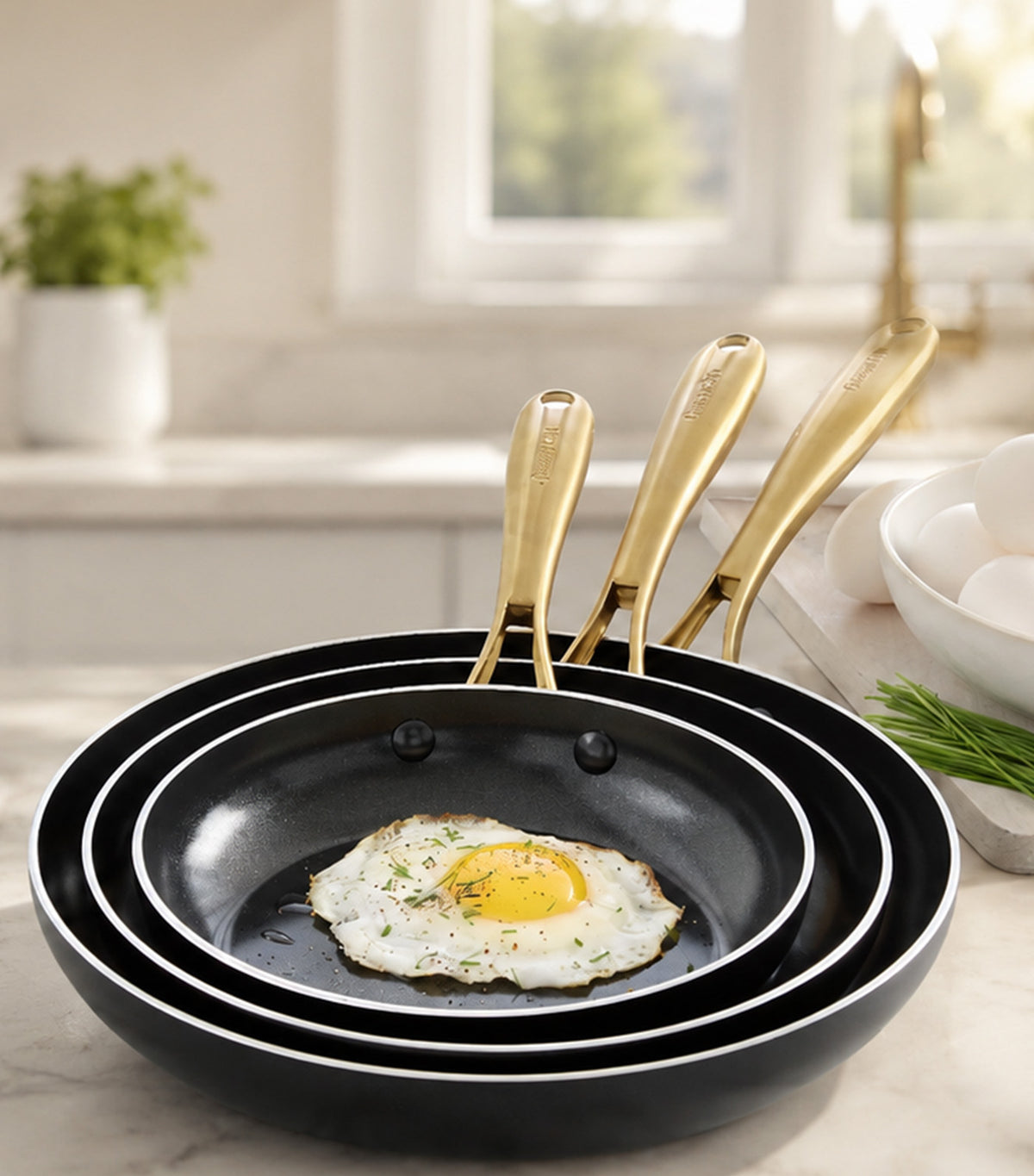 Studio Open Frypan Black with Gold Handle