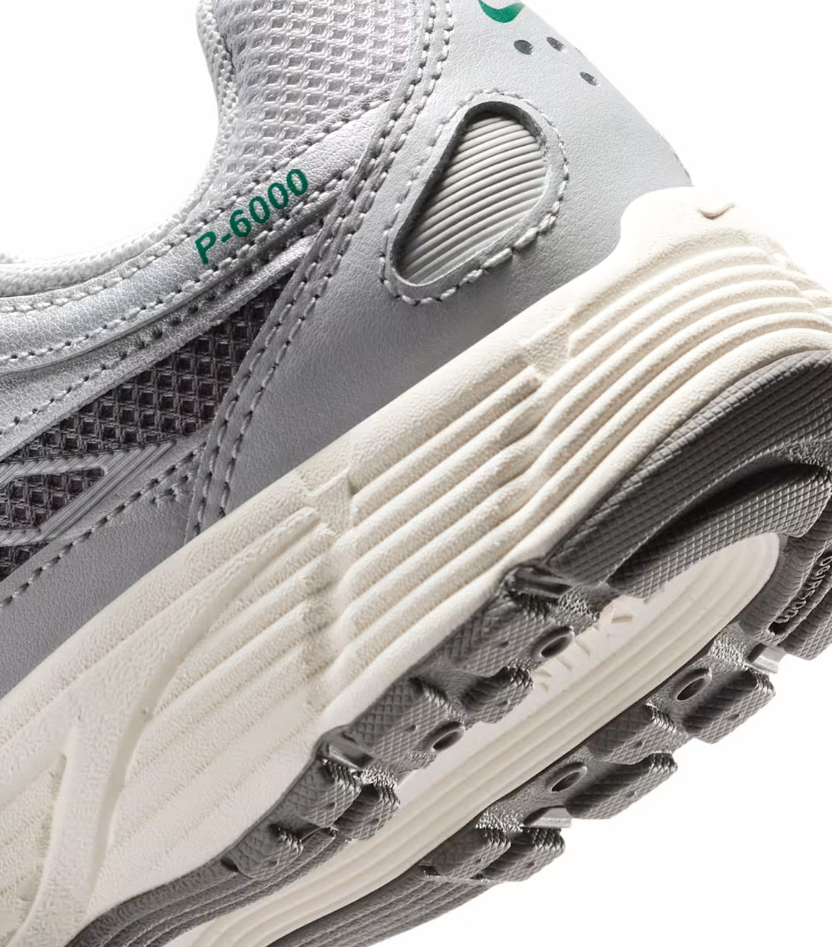P-6000 (Pegasus) Grey Fog/Malachite/Metallic Silver/Sail