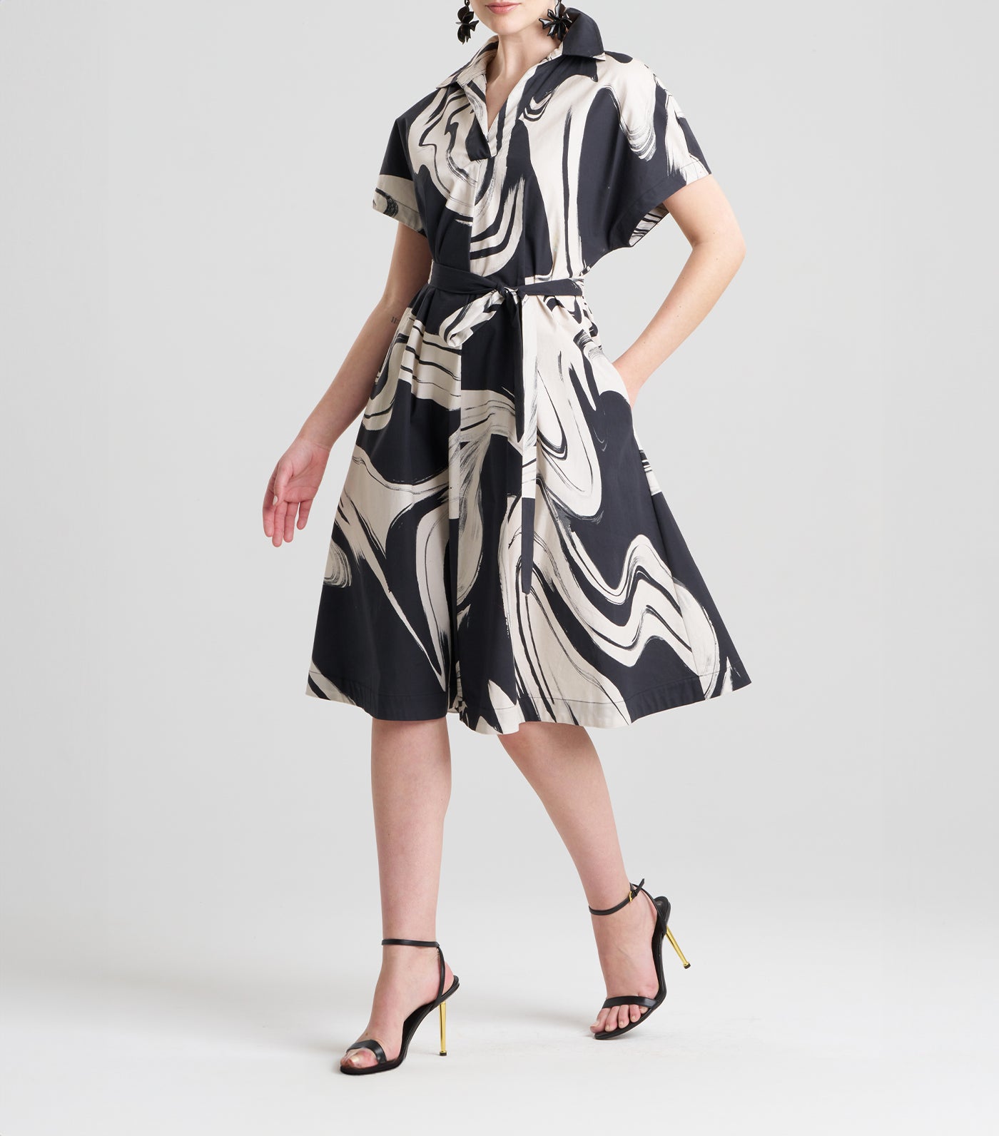 Kaze Cotton Short Sleeve Trapeze Dress Black