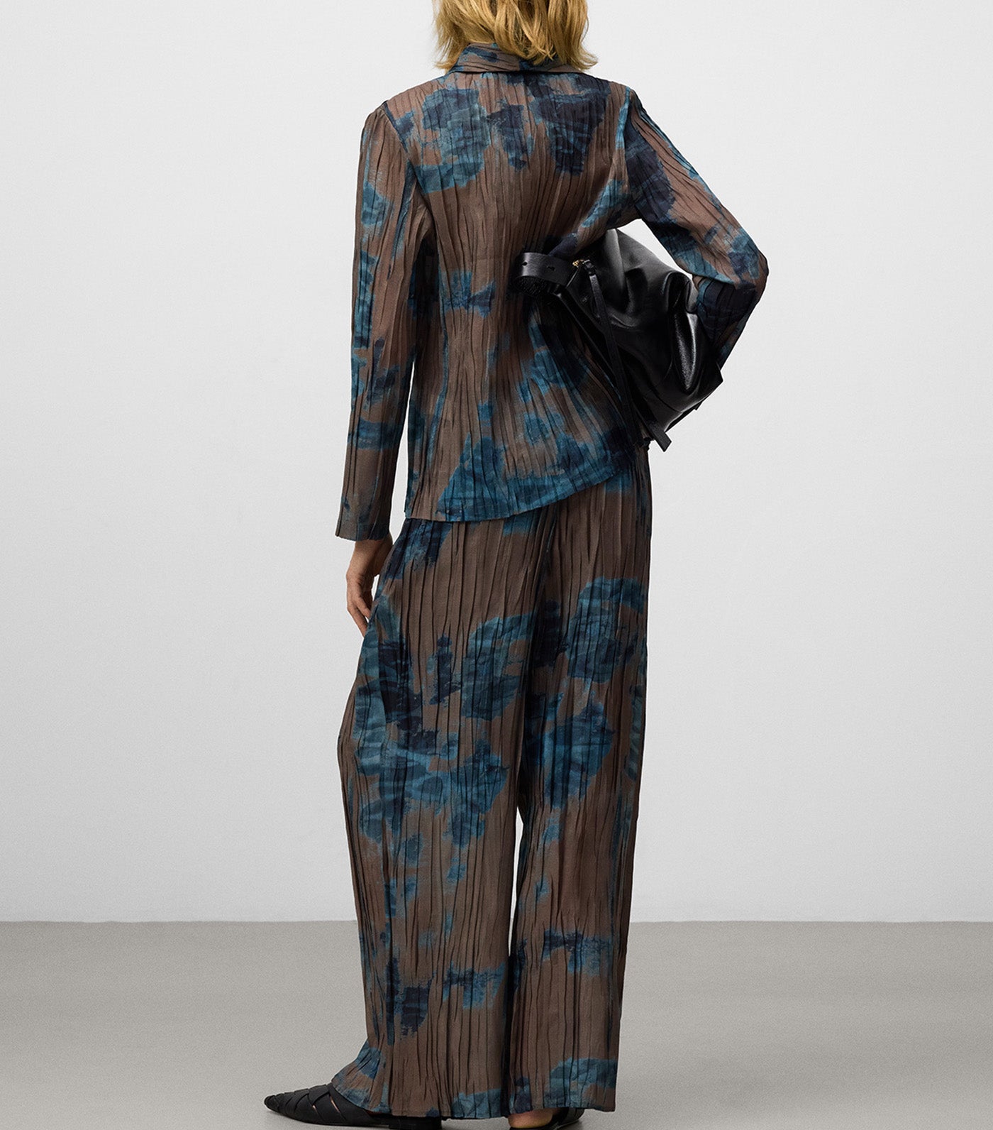 Adolfo Dominguez Printed Crinkle Wrap Trousers Taupe Print