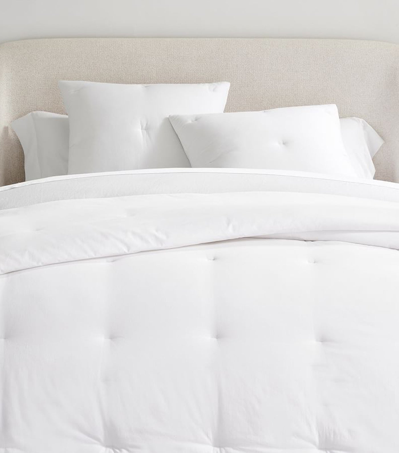 Pottery Barn Dream Brushed Organic Cotton Comforter and Shams - White