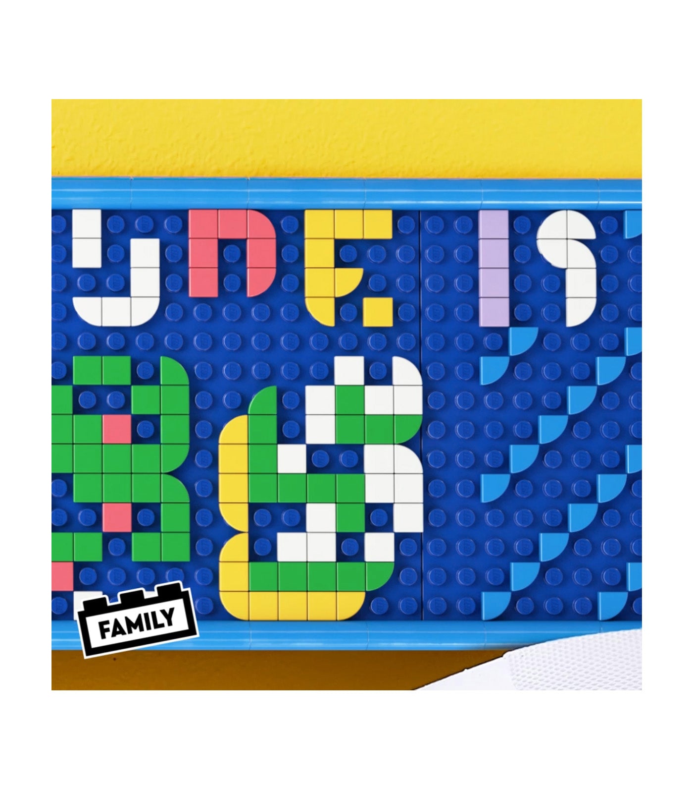 LEGO® DOTS Lots of DOTS – Lettering