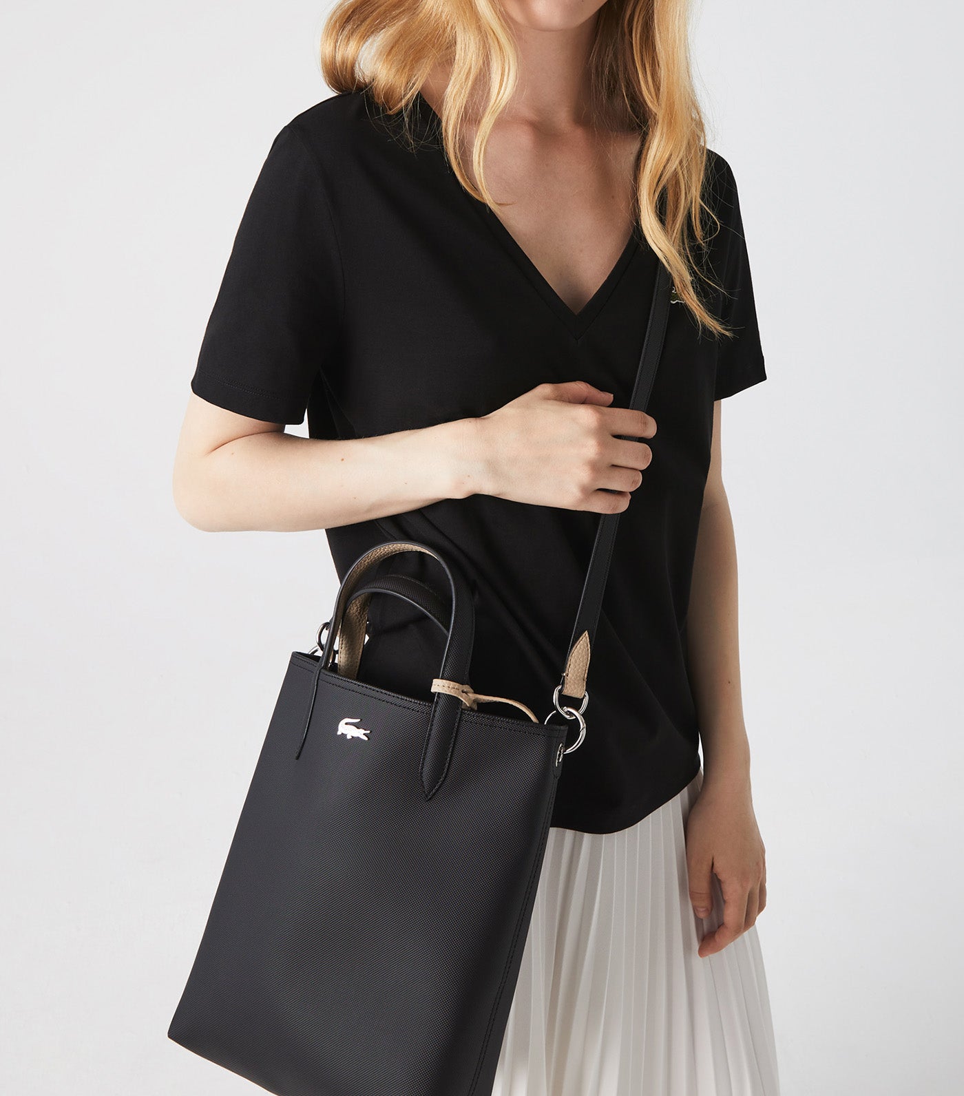 Women's Anna Reversible Coated Canvas Vertical Shopping Bag Black Warm Sand