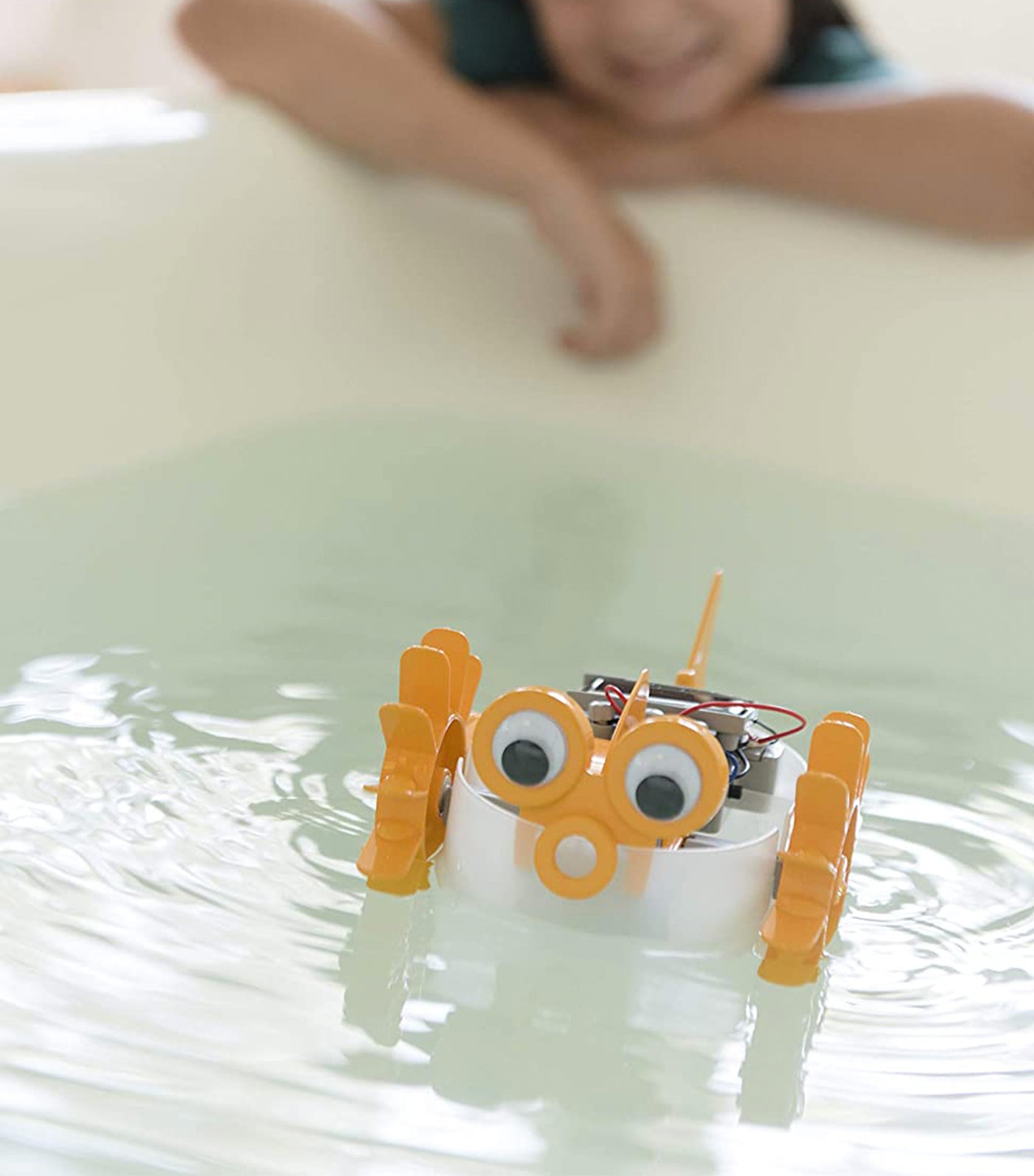 4m aqua robot