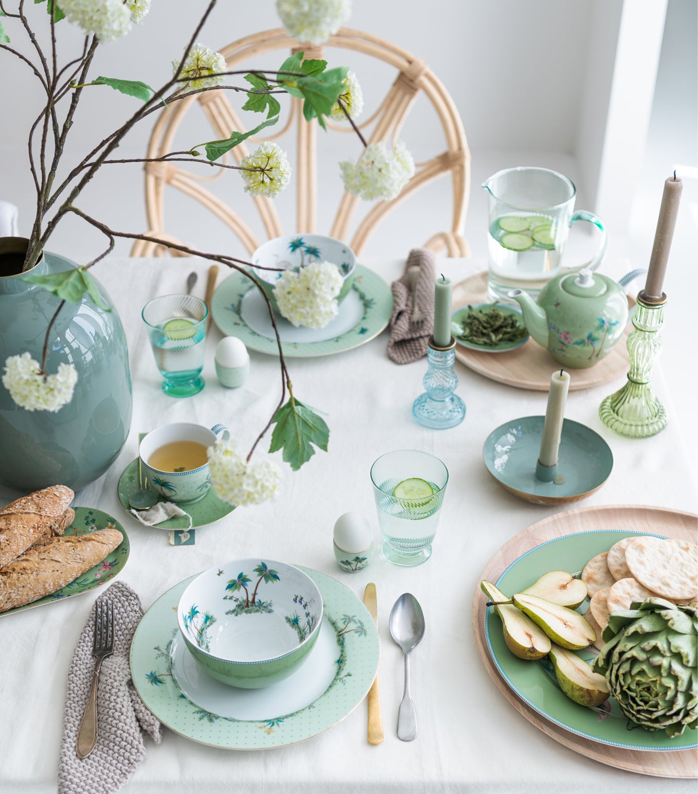 Rustan's - Another classic: Pip Studio's Spring to Life